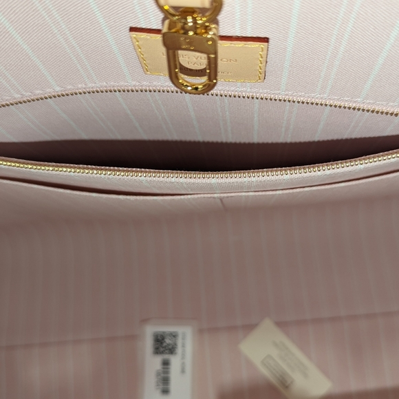 SOLD OUT🎉 Louis Vuitton OTG GM Pink/Yellow New in Box w/ QR Code and reciept - Picture 14 of 16